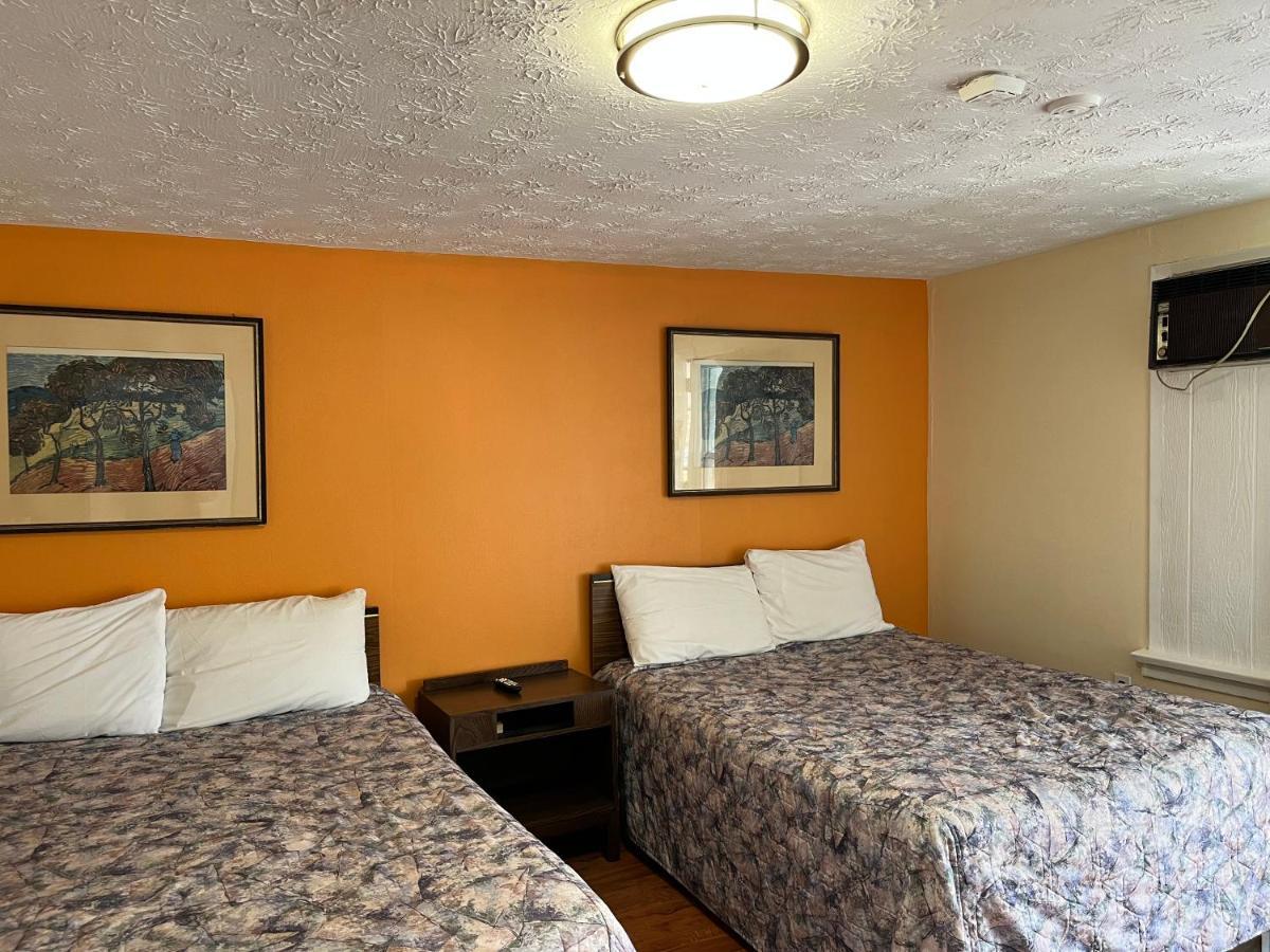 Old Mill Motel Blind River Exterior photo