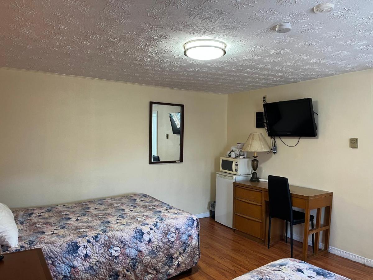 Old Mill Motel Blind River Exterior photo